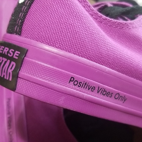 Converse OPI Positive Vibes Only - Picture 6 of 7